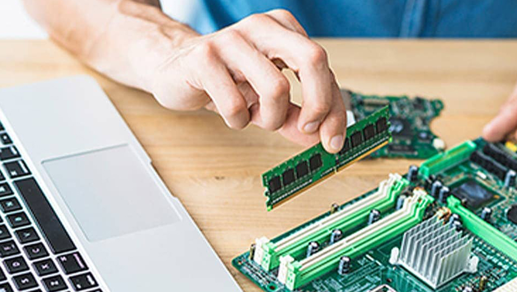 DIMM 記憶體知識指南：記憶體類型及安裝注意事項